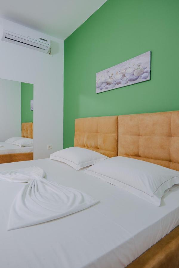 Eden Suites & Apartments Саранда Экстерьер фото