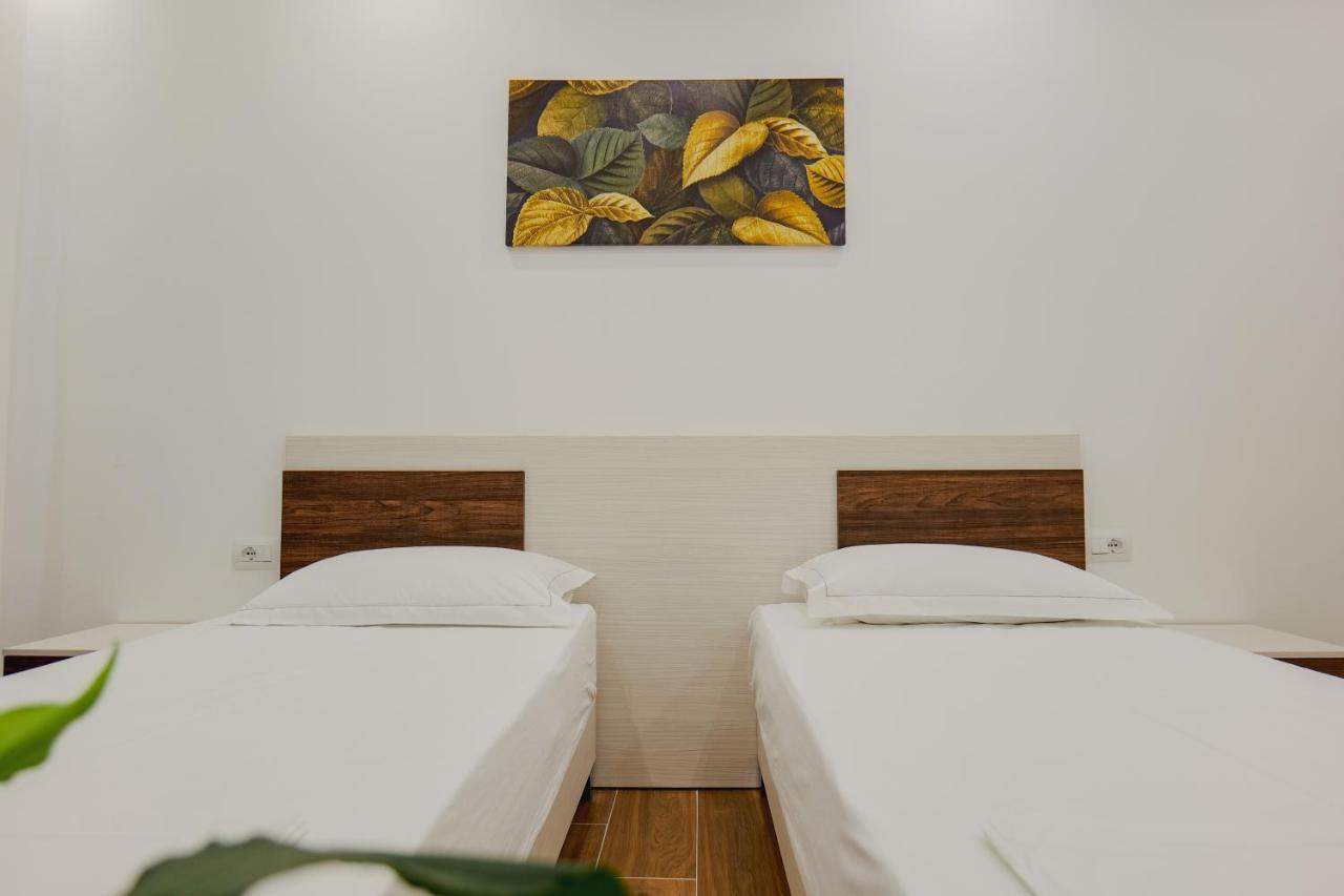 Eden Suites & Apartments Саранда Экстерьер фото